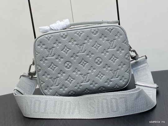 WIS LOUIS MESSENGER LOCK S VUITTON 0216